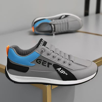 Prix d'usine, baskets décontractées en cuir PU pour hommes, chaussures de sport décontractées élégantes pour hommes, chaussures de course rétro à la mode pour hommes