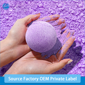 Bombes de bain biologiques de luxe personnalisées, faites à la main, végétaliennes et végétaliennes naturelles, ensemble cadeau des fêtes pour dames - Product Image 2