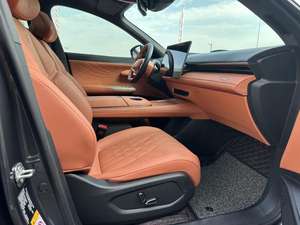 <span class=keywords><strong>Voiture</strong></span> d'<span class=keywords><strong>occasion</strong></span> Deepal S07 modèle 2025 215Max Bleu profond Conduite intelligente AD PRO Version <span class=keywords><strong>9000</strong></span> kilomètres Sans accidents - Product Image 5