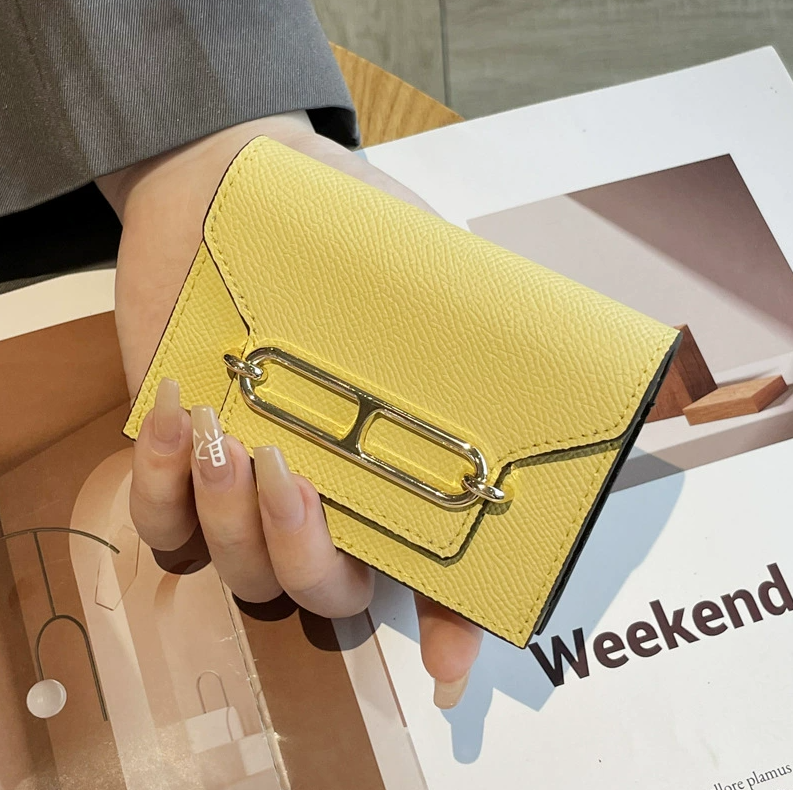 สีเหลือง