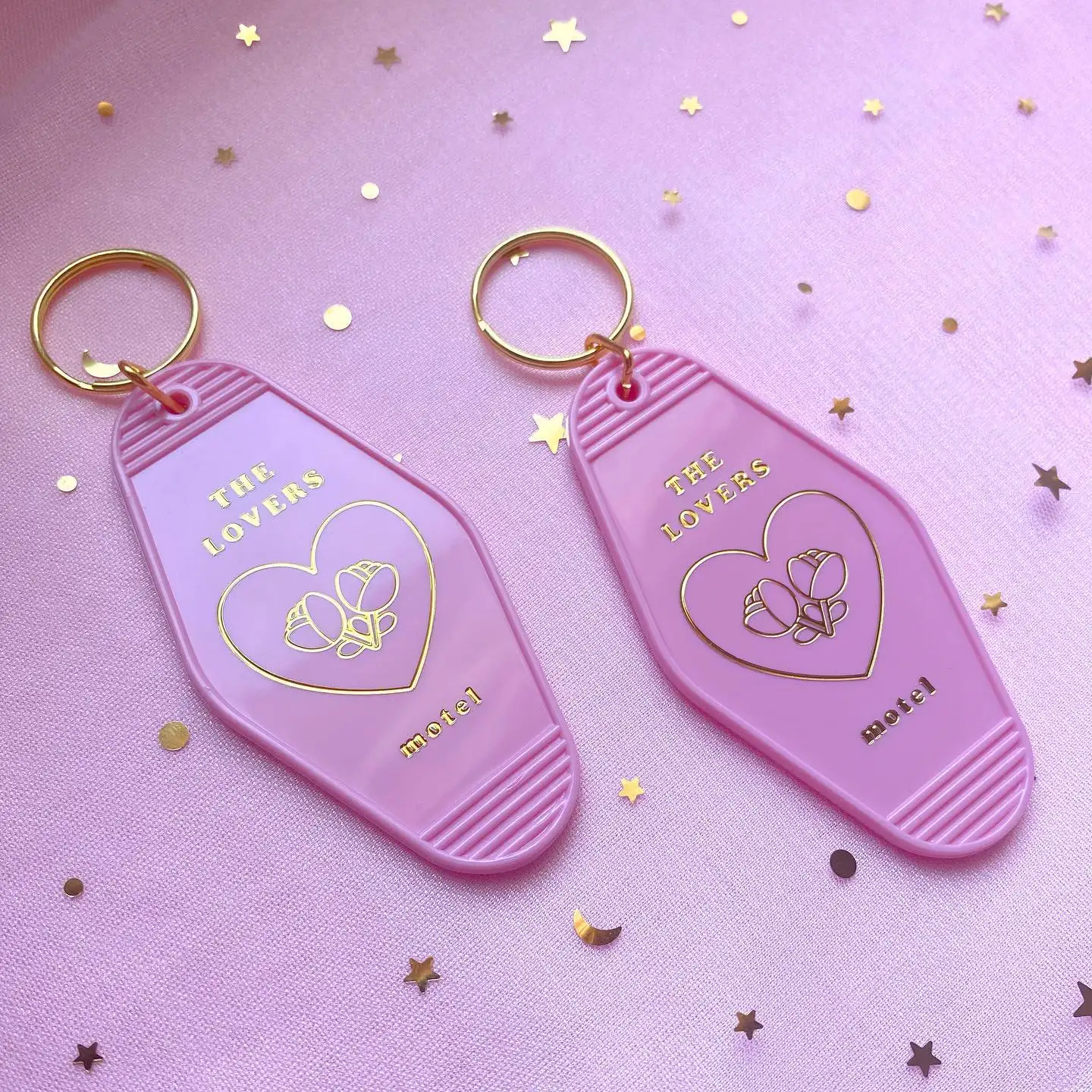 Pink Glitter Keychain Custom Logo Color Material Key Tags Promotional Blank Plastic Pink Retro Vintage Motel Key Holder