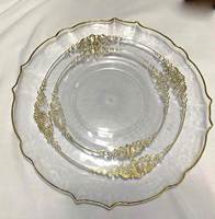 Nouvelle Arrivée Assiettes de Présentation Rondes Dorées de 13 pouces en Plastique avec Bordure Florale pour Dîner, Mariage, Décoration Élégante, Sous-Assiette en Acrylique