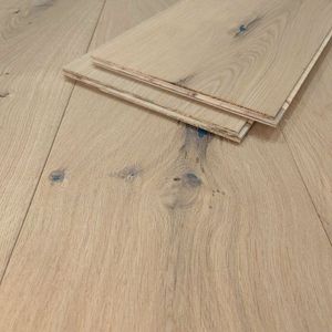 Piso de Madera de <span class=keywords><strong>Roble</strong></span> Blanco Europeo de Alta Calidad en Tabla Ancha Multicapa de Madera Maciza y de Ingeniería - Product Image 4
