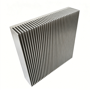 Dissipateur thermique extrudé de forme carrée haute performance 200(L)*44(H)*200(P)mm en <span class=keywords><strong>AL</strong></span> 6063 T5 avec petit pas - Product Image 3