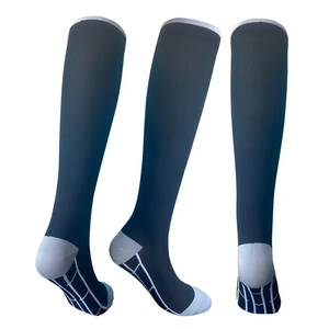 Chaussettes de compression athlétiques montantes anti-embolie à motif uni pour le fitness, la course et le cyclisme (vente en gros) - Product Image 2