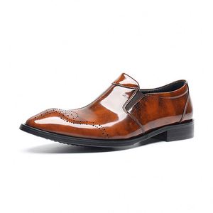 Nouvelles Chaussures en Cuir Décontractées pour Hommes Style Automne, Modèle Brook Carving, Tendance, à Bout Pointu, Rehaussantes et Imperméables - Product Image 5