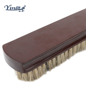 Cepillo para zapatos de madera maciza Yinste con cerdas de pelo de cerdo para limpieza y cuidado - Product Image 2