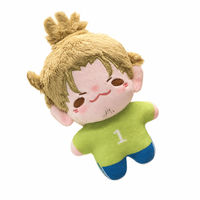 Poupée en peluche garçon sportif personnalisée, cheveux courts et duveteux, tenue décontractée en jersey vert, objet de collection, vente en gros