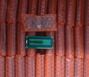 โมดูลจอแสดงผล LCD GJD 1602 สีฟ้า/เขียวเหลือง หน้าจอ 16x2 ตัวอักษร พร้อมอินเทอร์เฟซ I2C ชิป PCF8574 ใช้ไฟ 5V พร้อมไฟแบ็คไลท์ - Product Image 6