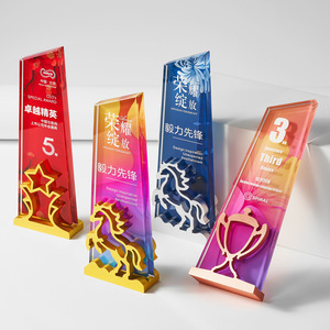 Trophée de Succès Cheval en Cristal Blanc Personnalisable – Récompense Créative pour l'Année, Champion d'Équipe, Personnel Exceptionnel, Réunion Annuelle - Product Image 4