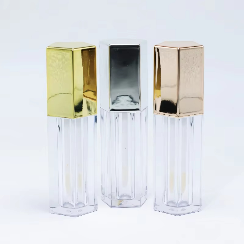 Tube à bouchon doré