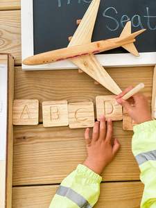 Letras de madera de doble cara superior e inferior | Incluye estuche de almacenamiento <span class=keywords><strong>y</strong></span> lápiz óptico | Juego de 26 piezas - Product Image 2