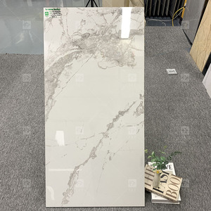 بلاط سيراميك كالاكاتا أبيض لامع مزجج 60x120 للأرضيات، بلاط بورسلين رخامي أبيض قياسي - Product Image 5