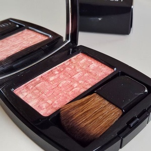 <span class=keywords><strong>Blush</strong></span> Star Color Haute <span class=keywords><strong>Couture</strong></span> en tissu gaufré, délicat, nacré et illuminant - Product Image 4