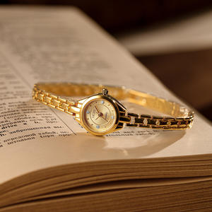 Nuevo reloj de mujer, mini reloj de pulsera de cuarzo redondo, reloj versátil de banda de acero simple y elegante - Product Image 2