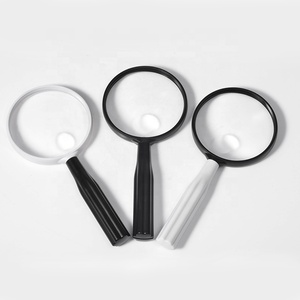 Kính lúp cầm tay đen trắng có tay cầm hình cánh hoa, ống kính độ nét cao 75mm dùng để đọc sách & làm việc tỉ mỉ - Product Image 1