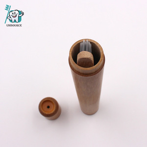 Cepillo de Dientes de Bambú para Adultos con Cerdas de Carbón, Biodegradable, Ecológico, con Tubo de Almacenamiento TBB-1001 - Product Image 4