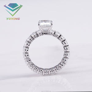 Véritable bague en or 18 carats avec diamant en moissanite de laboratoire taille radiant, certifiée GRACertificated, pour femme, mariage/anniversaire, design de bijoux fins - Product Image 5