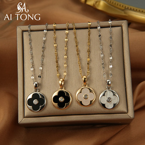 Nuevo Collar de Acero Inoxidable Chapado en Oro de 14K con Trébol de Cuatro Hojas, Cobre, Circonita y Perla, Estilo Elegante, Joyería de Moda para Uso Diario - Product Image 3