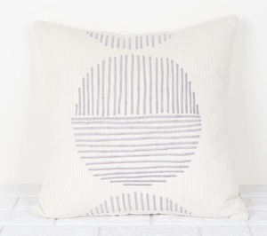 Housse de coussin décorative pour canapé, style bohème, tuftée à la main, texture ivoire et gris - Product Image 1
