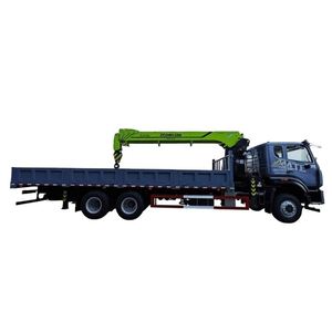 Vente directe d'usine - Camion Sinotruk Ho Wo 6x4 équipé d'une grue à bras articulé Zoomlion de 14 tonnes à 5 sections pour le chargement et le déchargement en port - Product Image 1