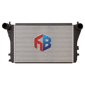 4401-1104 OEM 1K0145803CA Fabricante de intercooler de barra y placa para enfriador de aire de <span class=keywords><strong>carga</strong></span> automotriz 2012-2021 - Product Image 3