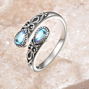 Anello Aperto Regolabile a Goccia Design Vintage per Donne - Product Image 6