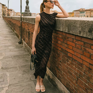 Robe <span class=keywords><strong>longue</strong></span> moulante élégante pour <span class=keywords><strong>femme</strong></span> en maille transparente rayée, tons marron et <span class=keywords><strong>beige</strong></span>, collection 2026, OEM/ODM - Product Image 1