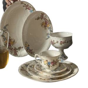 Nouvelles assiettes en céramique pour la maison, assiettes à dessert, assiettes de présentation pour la maison - Product Image 1