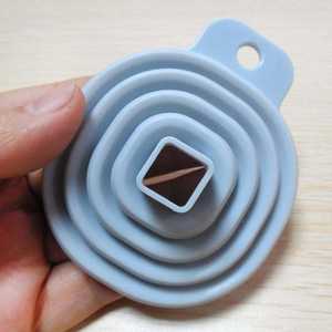 Novo Lançamento 2025 Fabricante de Fábrica Funil Colapsável de Silicone Grande - Product Image 2