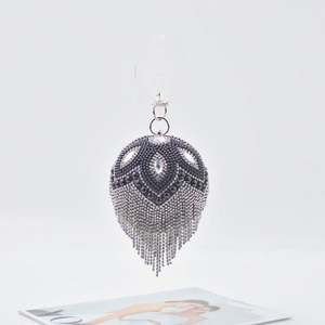 Borse Clutch Fatte a Mano con Diamanti, Borsetta con Cristalli a Forma di Animale per Donne, Borsa da Sera con Strass per Feste e Balli - Product Image 4