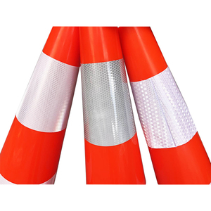 กรวยจราจร 28 นิ้ว สะท้อนแสง สำหรับงานก่อสร้าง ความปลอดภัยบนท้องถนน ผลิตโดยผู้ผลิตที่มีประสบการณ์ 20 ปี - Product Image 6