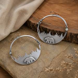 Orecchini pendenti creativi a forma di orso verde con cerchio, gioielli vintage di tendenza per donna - Product Image 3