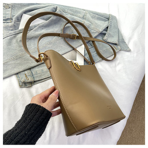 Fashion New Designer Crossbody Bags High Quality PU Leather Shoulder Bucket Bag Casual Totes Luxury Women Handbags and <b>Purses</b> - Product Image 6