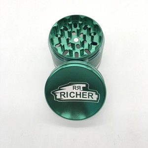 Vente en gros de broyeur à tabac en métal de style simple de 30mm avec échantillon gratuit de logo dispositif de meulage manuel personnalisé pour - Product Image 1