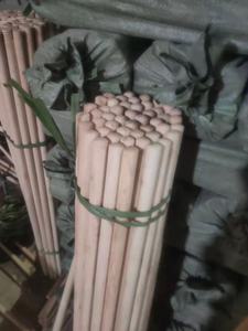 Palo de <span class=keywords><strong>madera</strong></span> para escoba, suministro de fábrica, 120cm, el mejor precio - Product Image 4