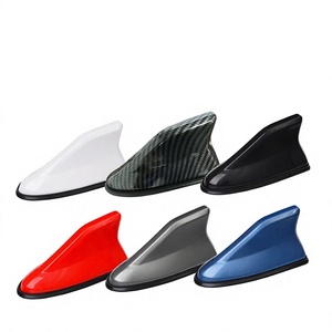 Antenne radio de type aileron de requin pour voiture, 6,69 pouces, montage adhésif universel, amplificateur de signal FM AM pour toit de voiture - Product Image 4