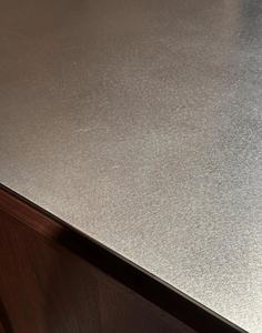 Ensemble de meubles de <span class=keywords><strong>cuisine</strong></span> modulaires, aménagement personnalisable, bois foncé, plan de travail en acier inoxydable, portes sans poignées - Product Image 4