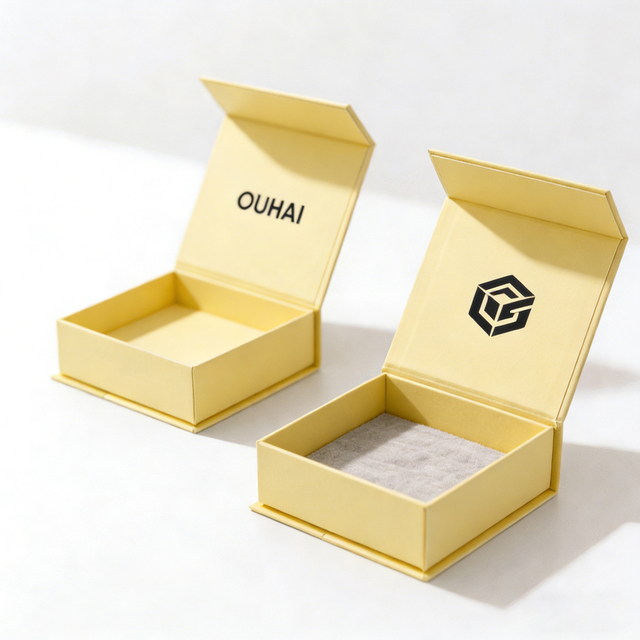 High Quality Custom Logo Printed Rigid Matte Cardboard Magnetic Gift Boxes with Ribbon Recyclable Customizable