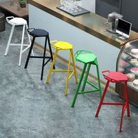 Tabouret de bar haut moderne en fer forgé, vente en gros d'usine pour usage domestique, bars, hôtels, salles à manger, extérieur, sous-sols et ateliers