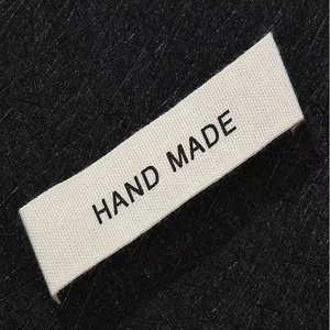 Chất Lượng Cao Satin Lụa In Ấn Quần Áo Nhãn Tùy Chỉnh Kích Thước Nhà Máy Giá Dệt Thương Hiệu Logo Cổ Thẻ Cho Túi Xách Và Quần Áo - Product Image 4