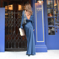 Robe longue de soirée en satin de luxe avec dos nu et manches longues, fendue, élégante pour les soirées et les clubs