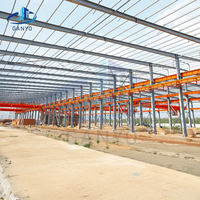 Atelier à structure en acier avec toit solaire pour une utilisation industrielle écoénergétique et économique |   Structure en acier Ganyo