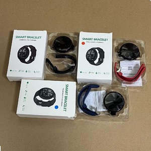 Super Vente D18 Montre Connectée Étanche Podomètre Suivi d'Activité Smartwatch Avec Pression Artérielle Oxygène Sanguin Bracelet Intelligent - Product Image 4