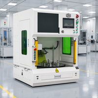 Machine de marquage laser rotative multi-stations 20W, marqueur laser à fibre automatique pour la traçabilité des pièces à refroidissement liquide