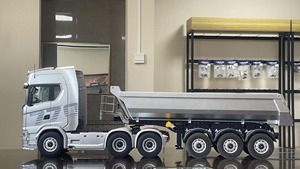 Nuevo Camión Volquete de Aleación 1:14 Kabolite K770S-102 con Semirremolque de Tres Ejes, Remolque de Transporte de Ingeniería con Elevación Eléctrica para K770S - Product Image 3