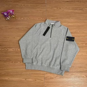 Pull en maille classique gris vintage décontracté de style designer de luxe en coton extensible 100 % pour homme - Product Image 5