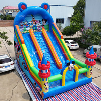 Château gonflable avec toboggan et souffleur pour enfants et adultes à vendre