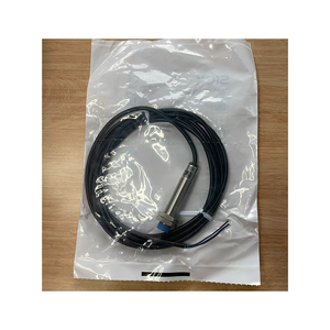 Sensor óptico de proximidad Sick original, nuevo y genuino, accesorios electrónicos, IME12-08NNSZW2S - Product Image 2
