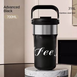 Taza y Vaso Térmico de Acero Inoxidable 316/201 de Lujo para Hombre, 2000 ml, Aislamiento al Vacío, 6-12 Horas de Aislamiento Térmico, Portátil para Uso en el Automóvil - Product Image 5